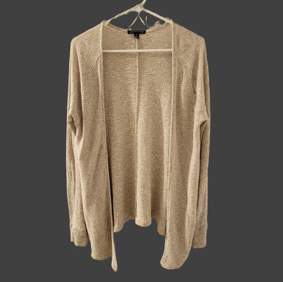 ✨️2/$20 AE Heathered Tan/Gray Cardigan Medium - Picture 1 of 6